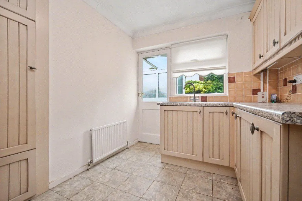 Katrina Grove, Featherstone, WF7, photo 13