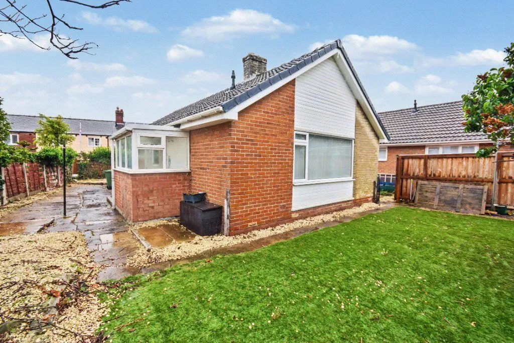 Katrina Grove, Featherstone, WF7, photo 14