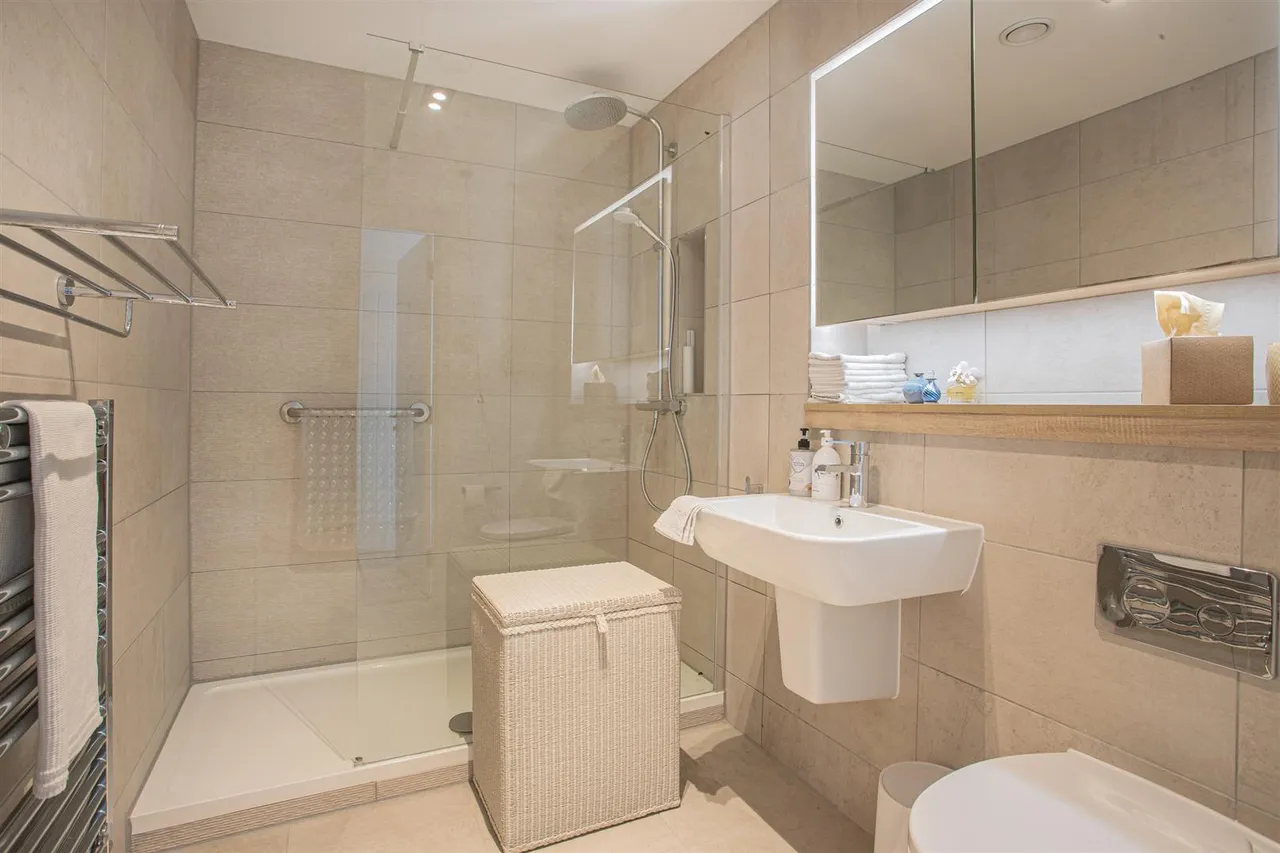 Ash Lane, Wadswick Green, SN13, photo 12