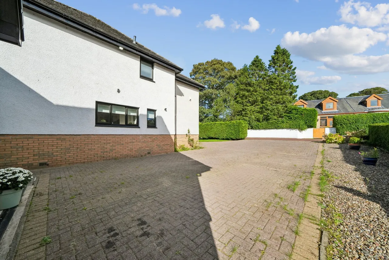 Windlaw Road, Carmunnock, G76, photo 42