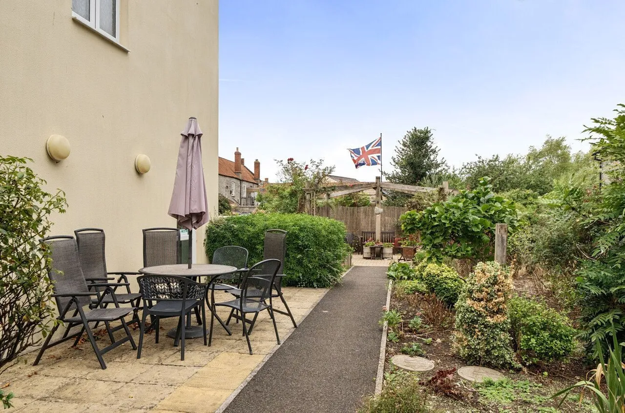 Somerton Road, Street, BA16, photo 29