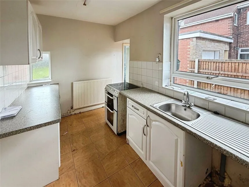 Clovelly Road, Edenthorpe, South Yorkshire, DN3, photo 9