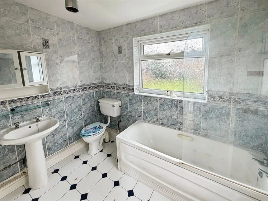 Clovelly Road, Edenthorpe, South Yorkshire, DN3, photo 4