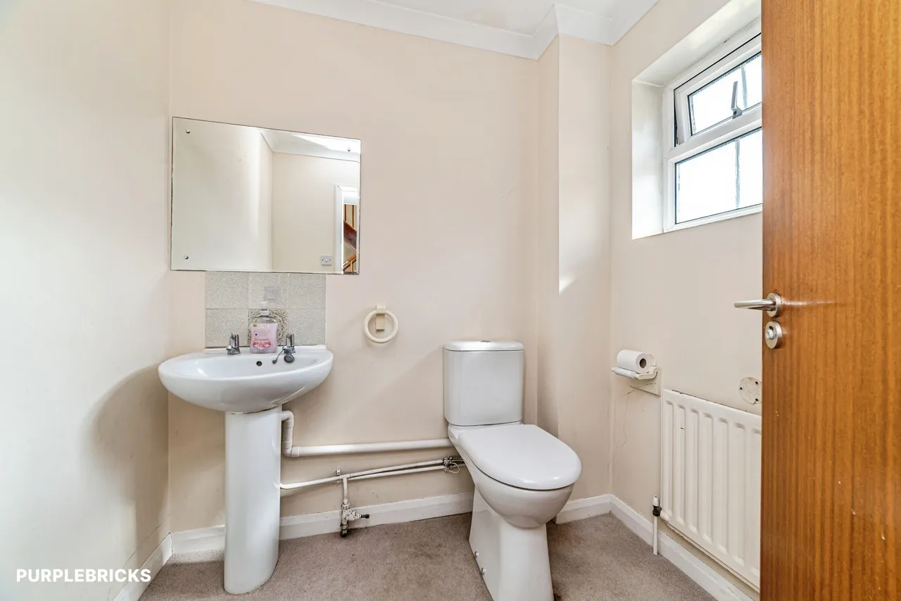 Wallins Copse, Basingstoke, RG24, photo 12