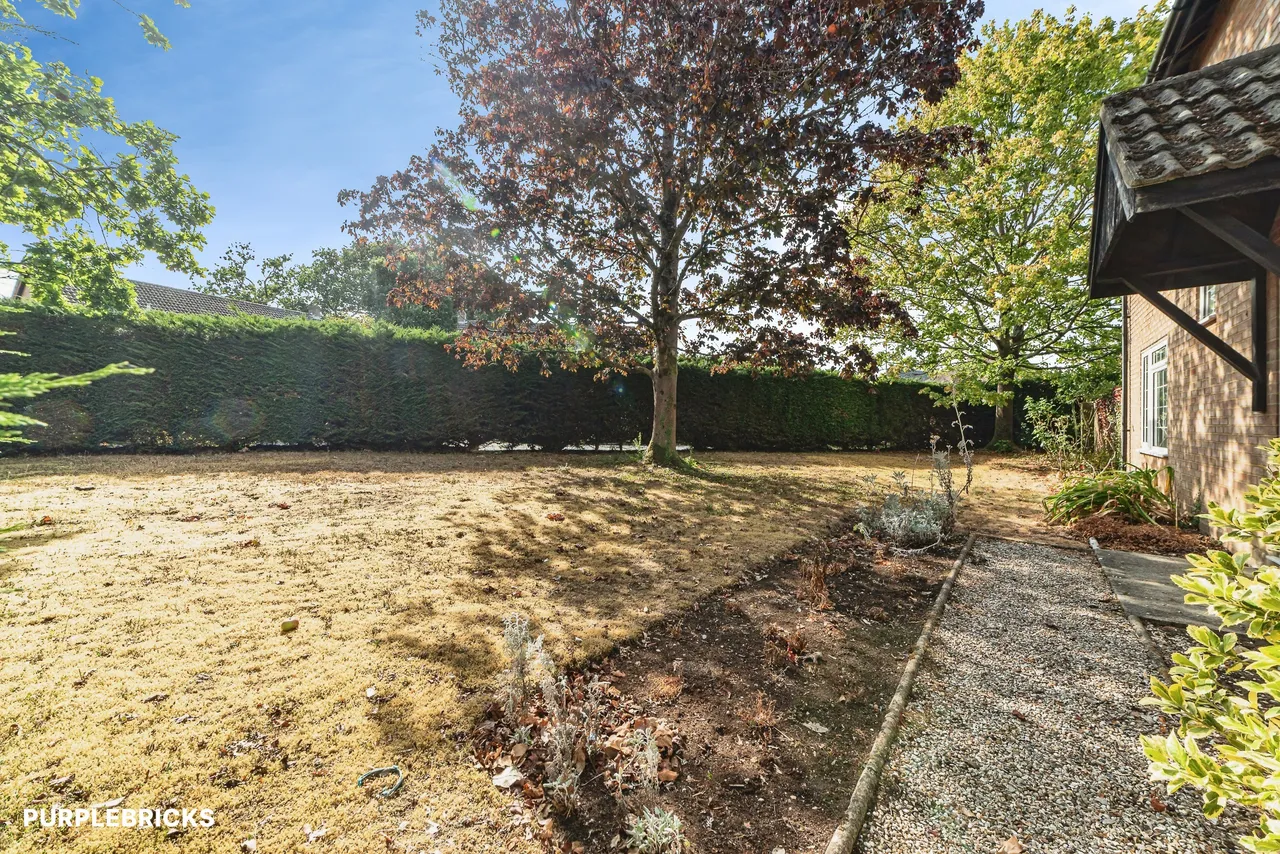 Wallins Copse, Basingstoke, RG24, photo 3