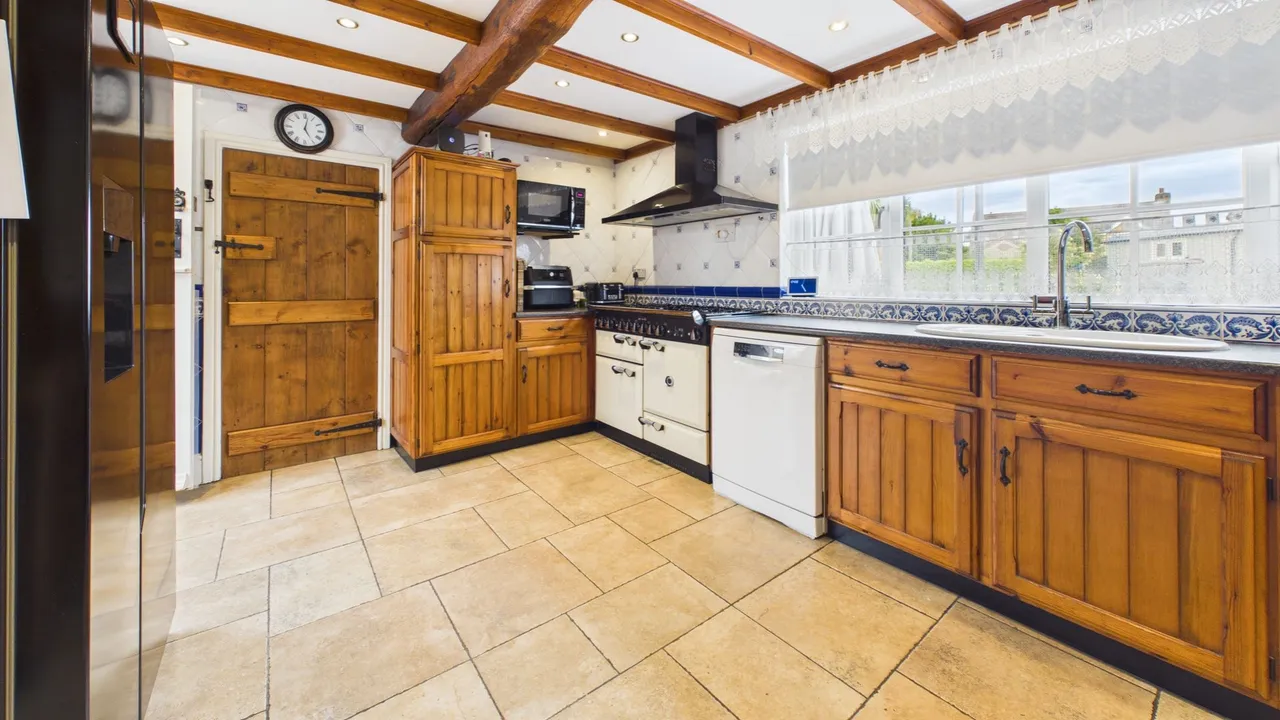 Bedehouse Bank, Bourne, PE10, photo 4