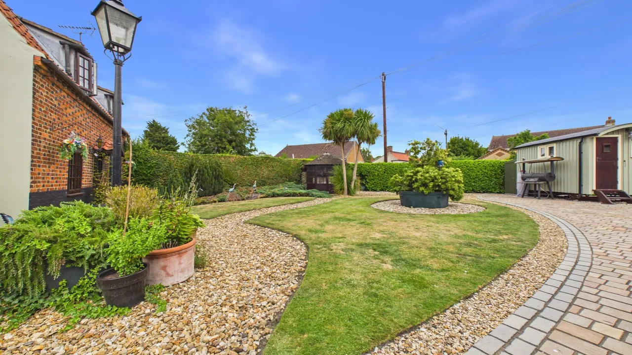 Bedehouse Bank, Bourne, PE10, photo 54