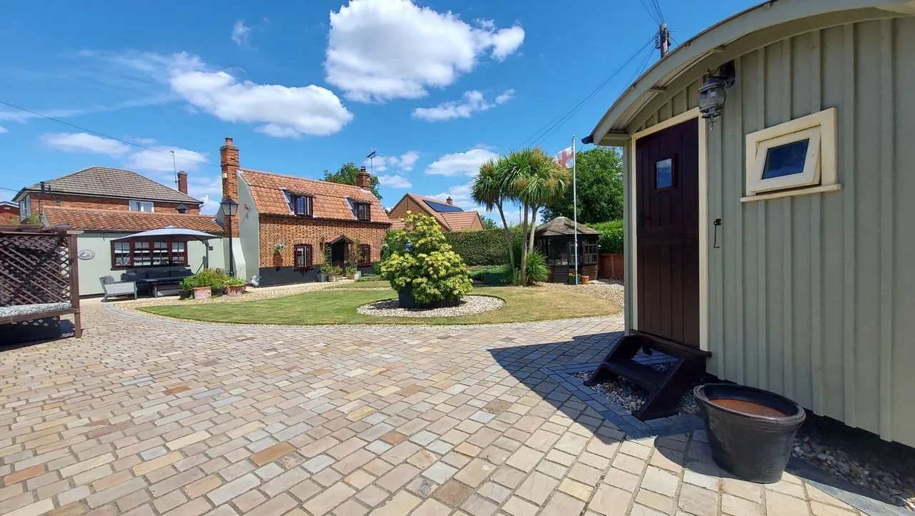 Bedehouse Bank, Bourne, PE10, photo 51