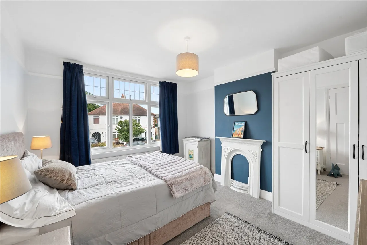 Manor Lane, Sunbury-On-Thames, TW16, photo 8