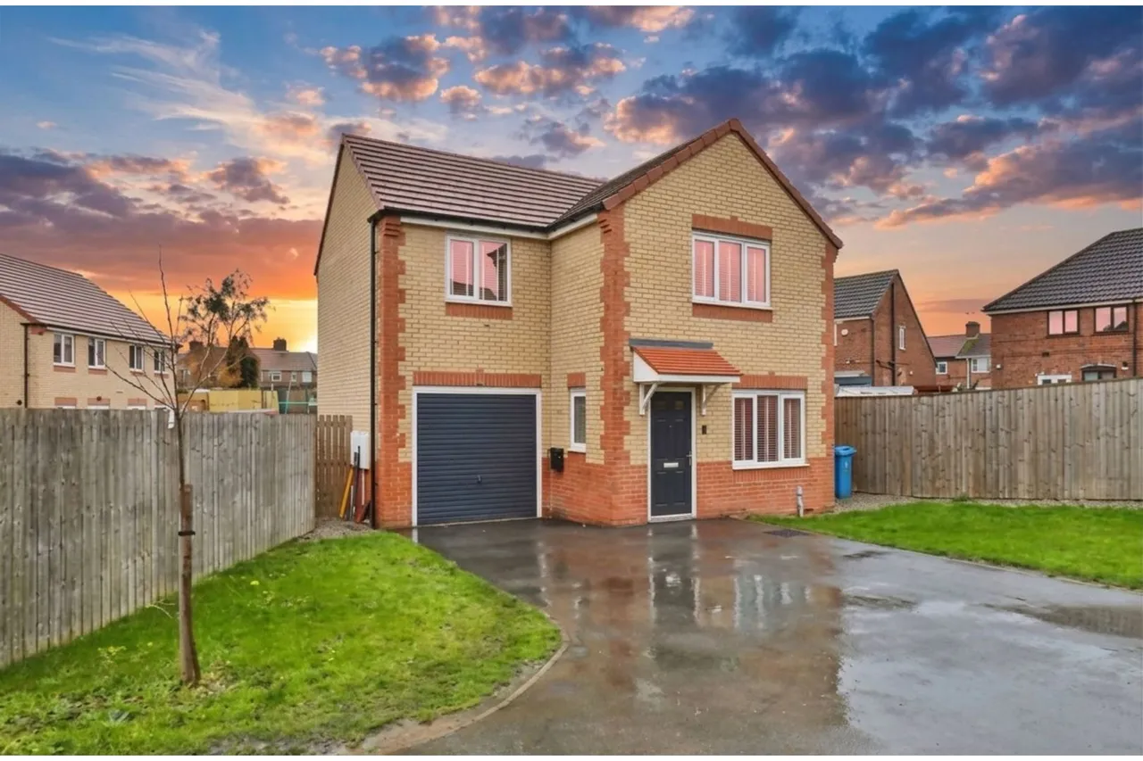 3 bed house to rent, Wright Drive, Doncaster, DN11