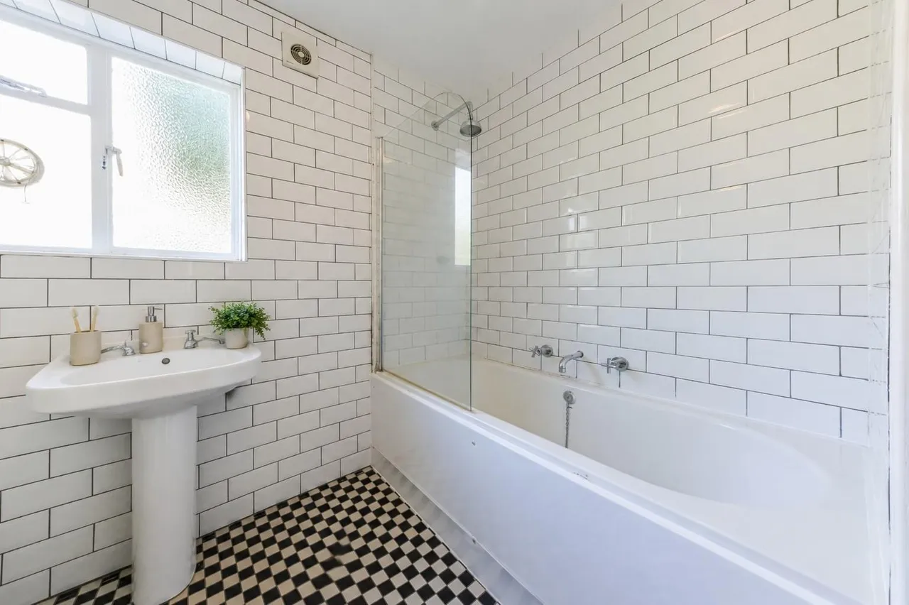 Ilbert Street, Queens Park, London W10 4QJ, photo 17