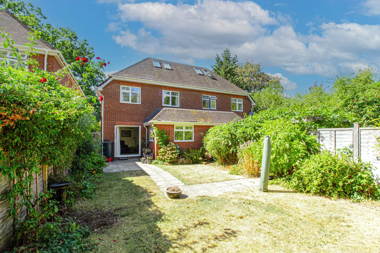 Buchanan Mews, Fleet, GU51 3FR, photo 17