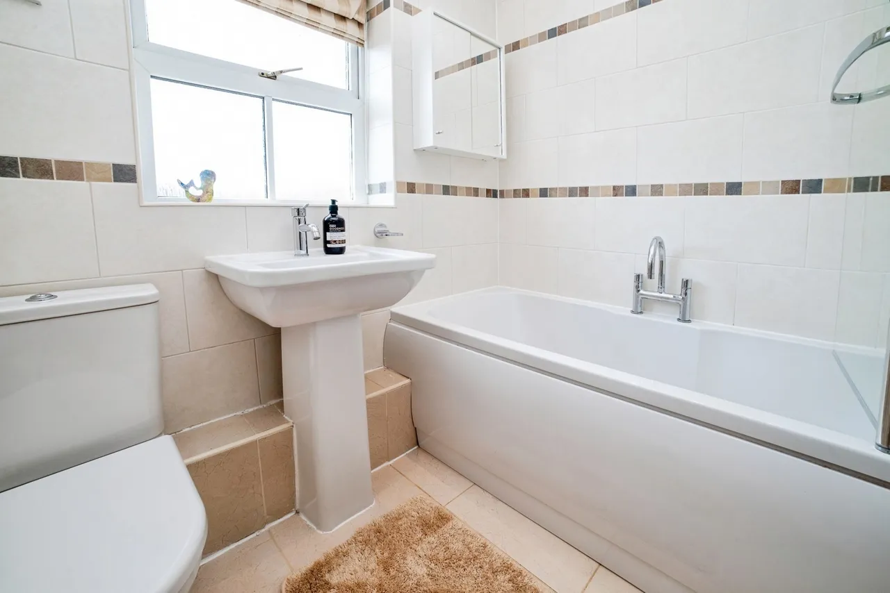 Chestnut Gardens, SUTTON-IN-ASHFIELD, Nottinghamshire, NG17, photo 21