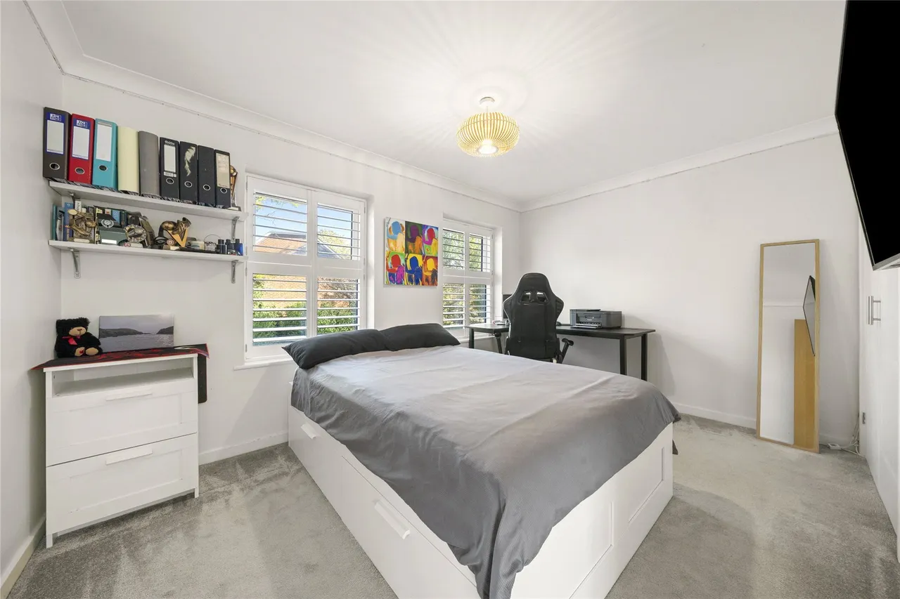 Woodend Park, Cobham, KT11, photo 13