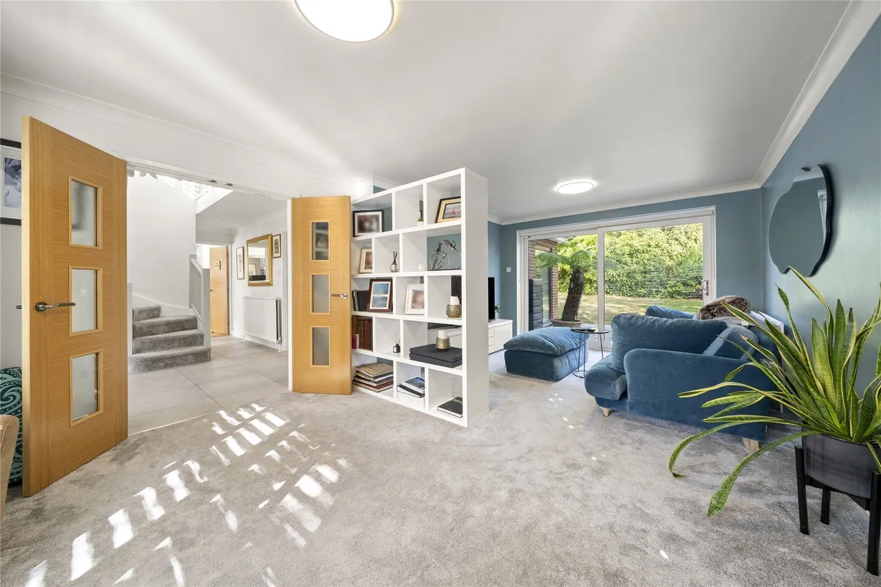 Woodend Park, Cobham, KT11, photo 8