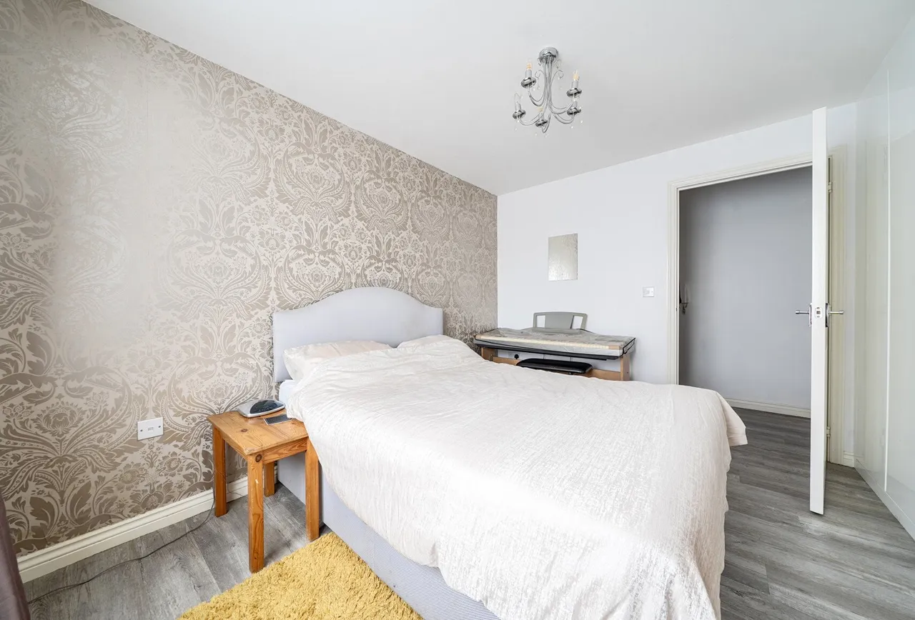 Normandy Drive, Gloucestershire, Yate, BS37 4FJ, photo 8