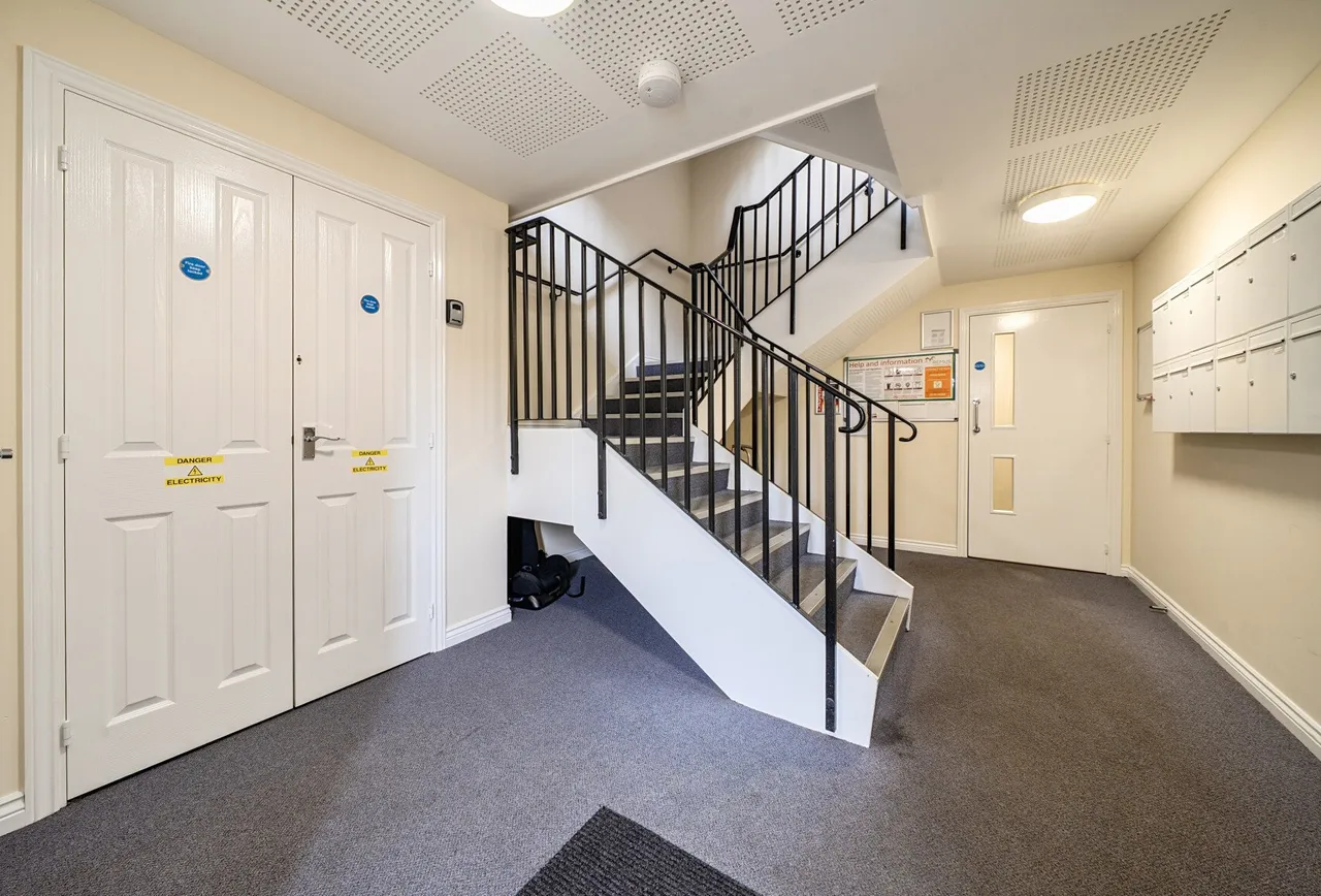 Normandy Drive, Gloucestershire, Yate, BS37 4FJ, photo 13