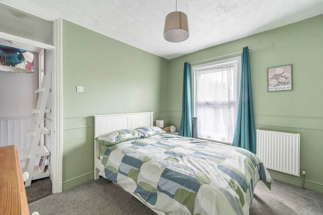 Watford, WD18, photo 16
