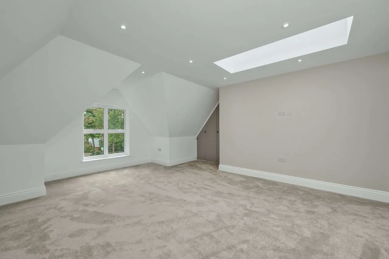Ashley Road, Walton-on-Thames, KT12, photo 18