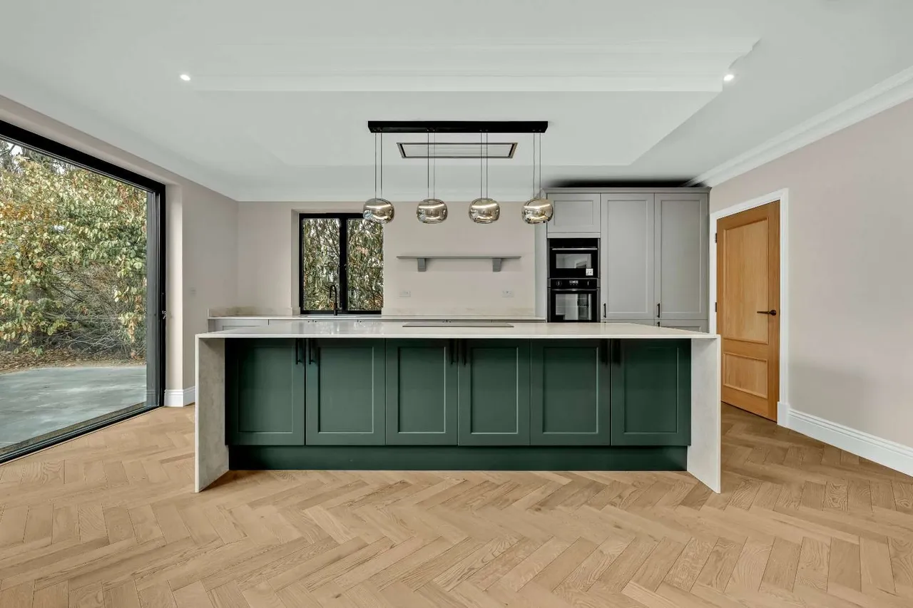 Ashley Road, Walton-on-Thames, KT12, photo 3