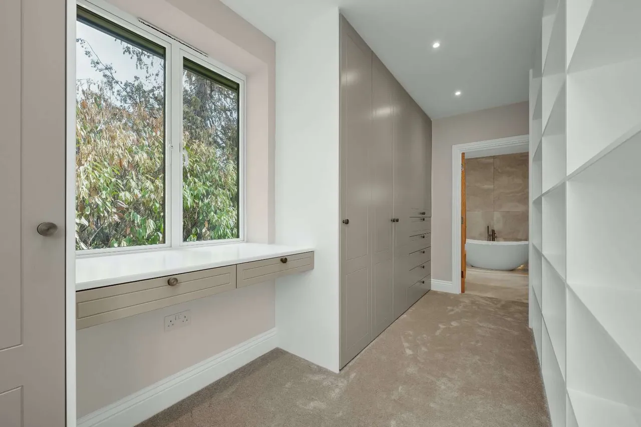 Ashley Road, Walton-on-Thames, KT12, photo 12