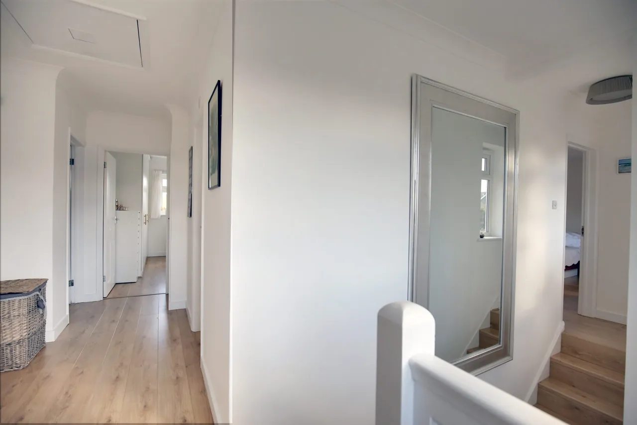 Broadfields, East Molesey, KT8, photo 17