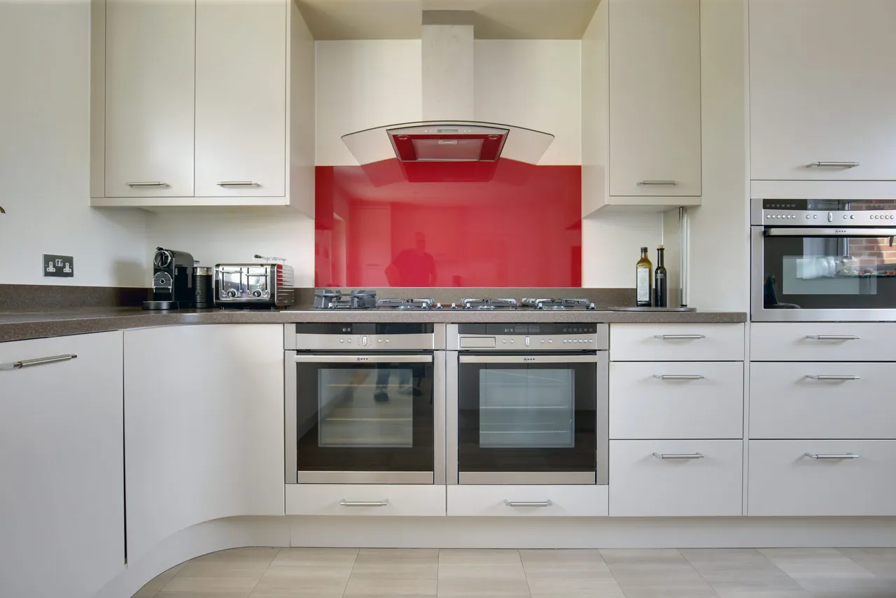 Broadfields, East Molesey, KT8, photo 3
