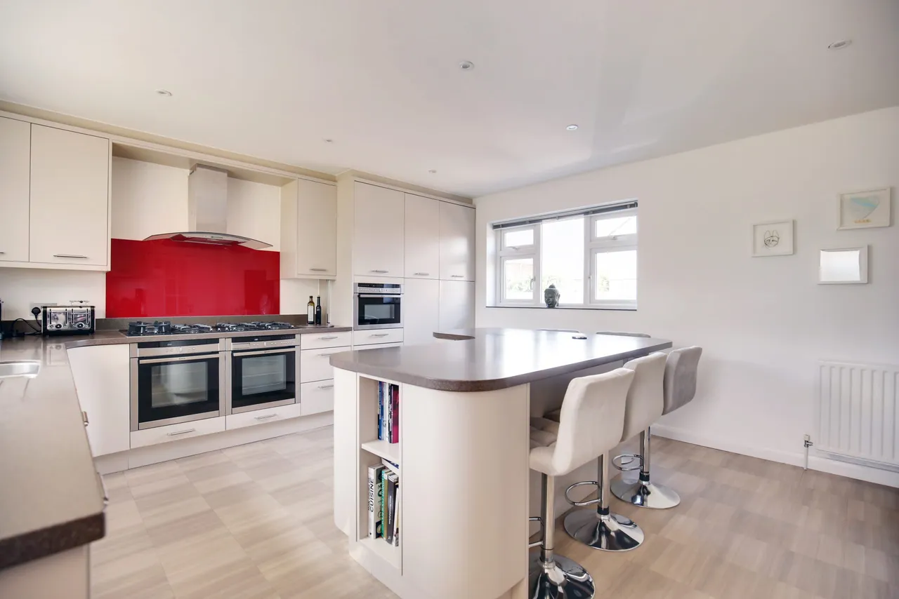 Broadfields, East Molesey, KT8, photo 4
