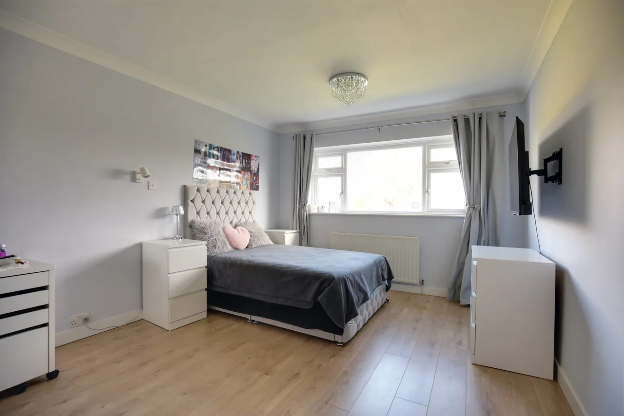 Broadfields, East Molesey, KT8, photo 15