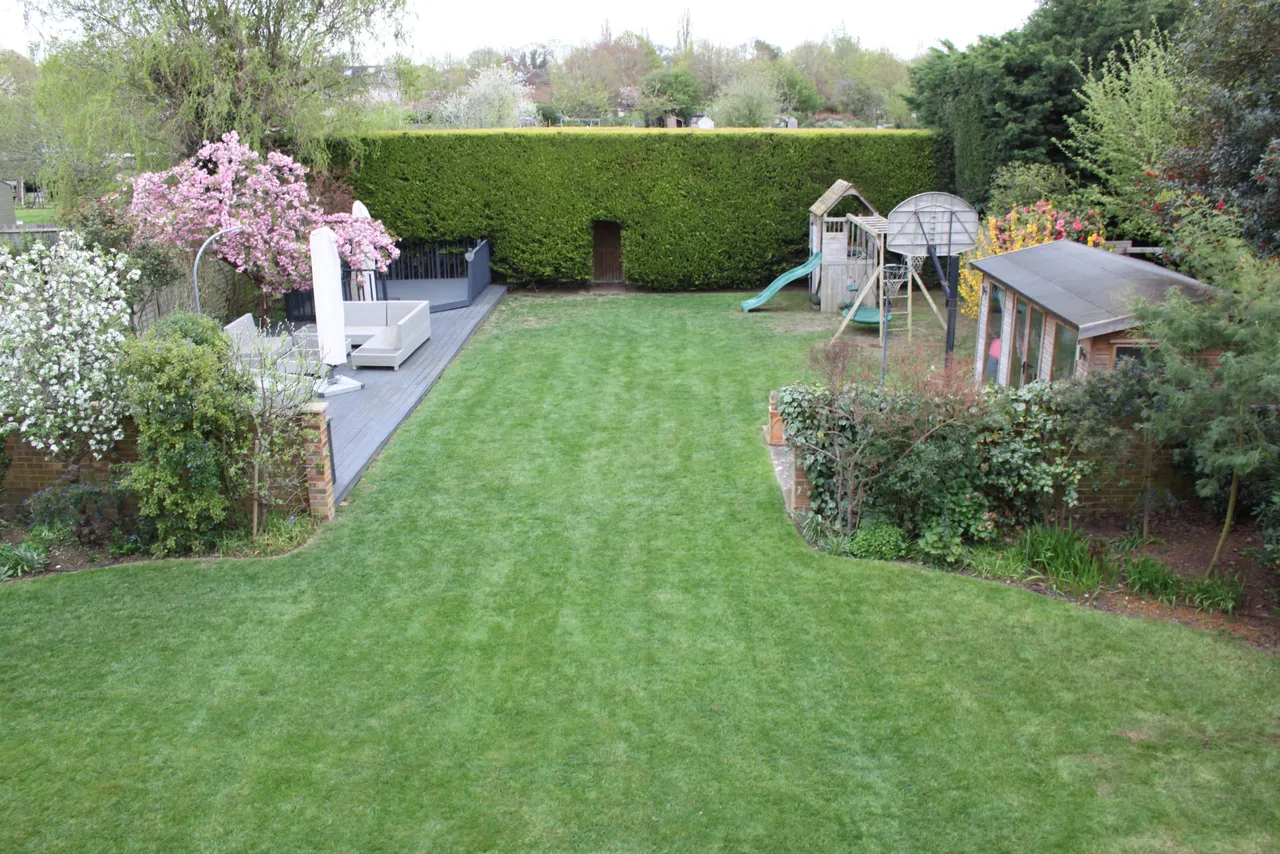 Broadfields, East Molesey, KT8, photo 2