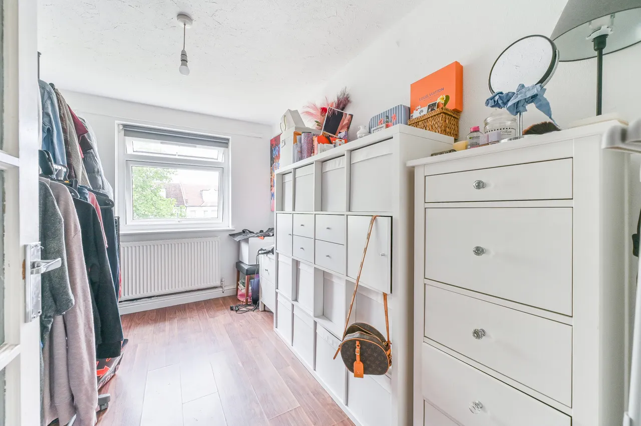 6 Benwick Court, Croydon Road, London, photo 7