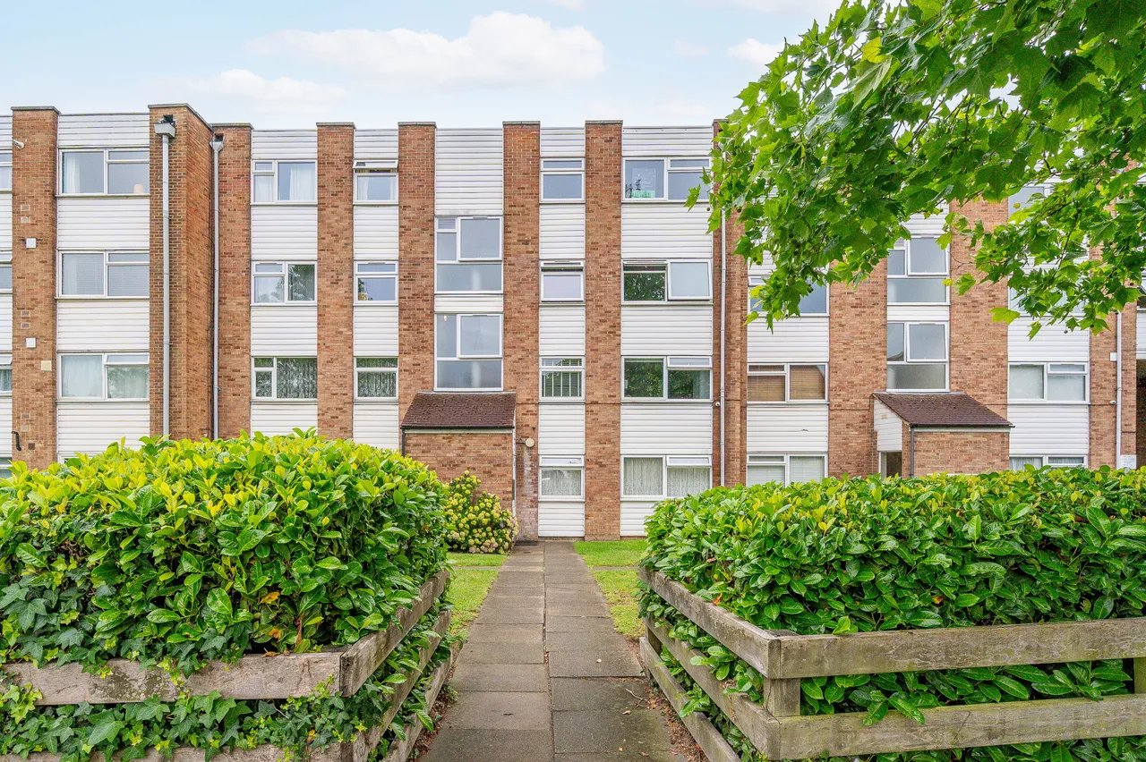 6 Benwick Court, Croydon Road, London, photo 9