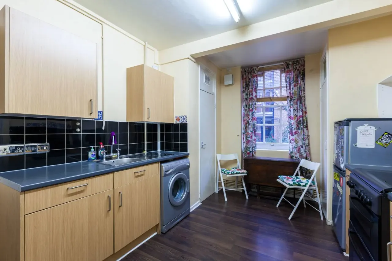 Portpool Lane, London, EC1N, photo 4