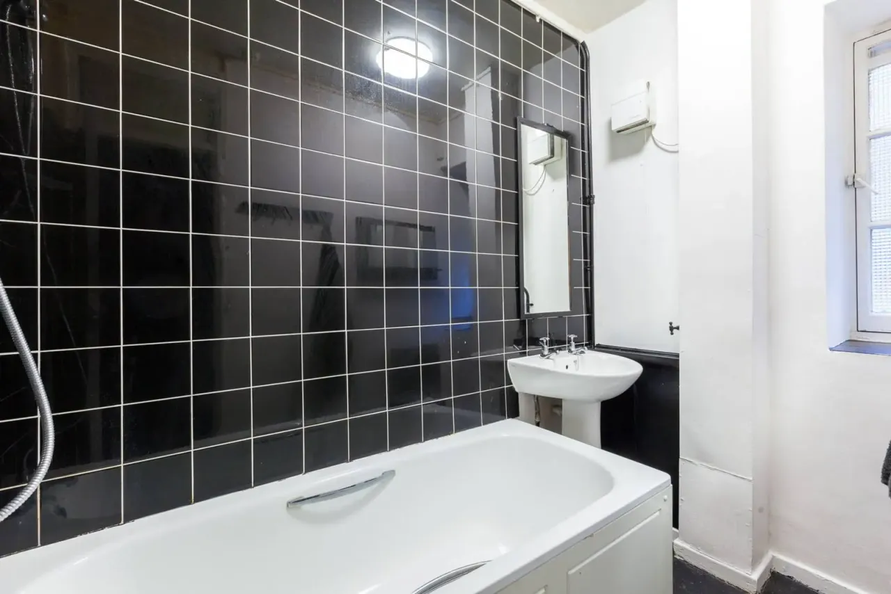 flat to rent, Portpool Lane, London, EC1N