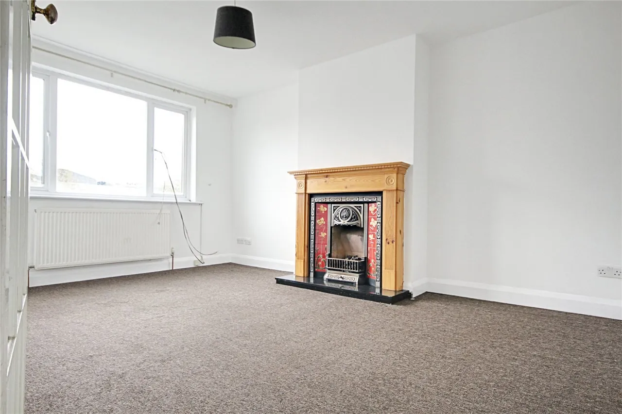 Hertford Road, photo 2