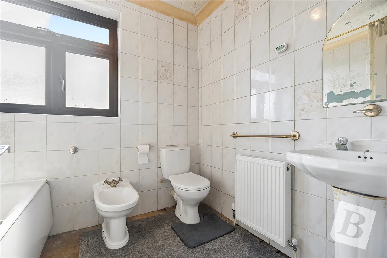 Gorseway, Romford, RM7, photo 11