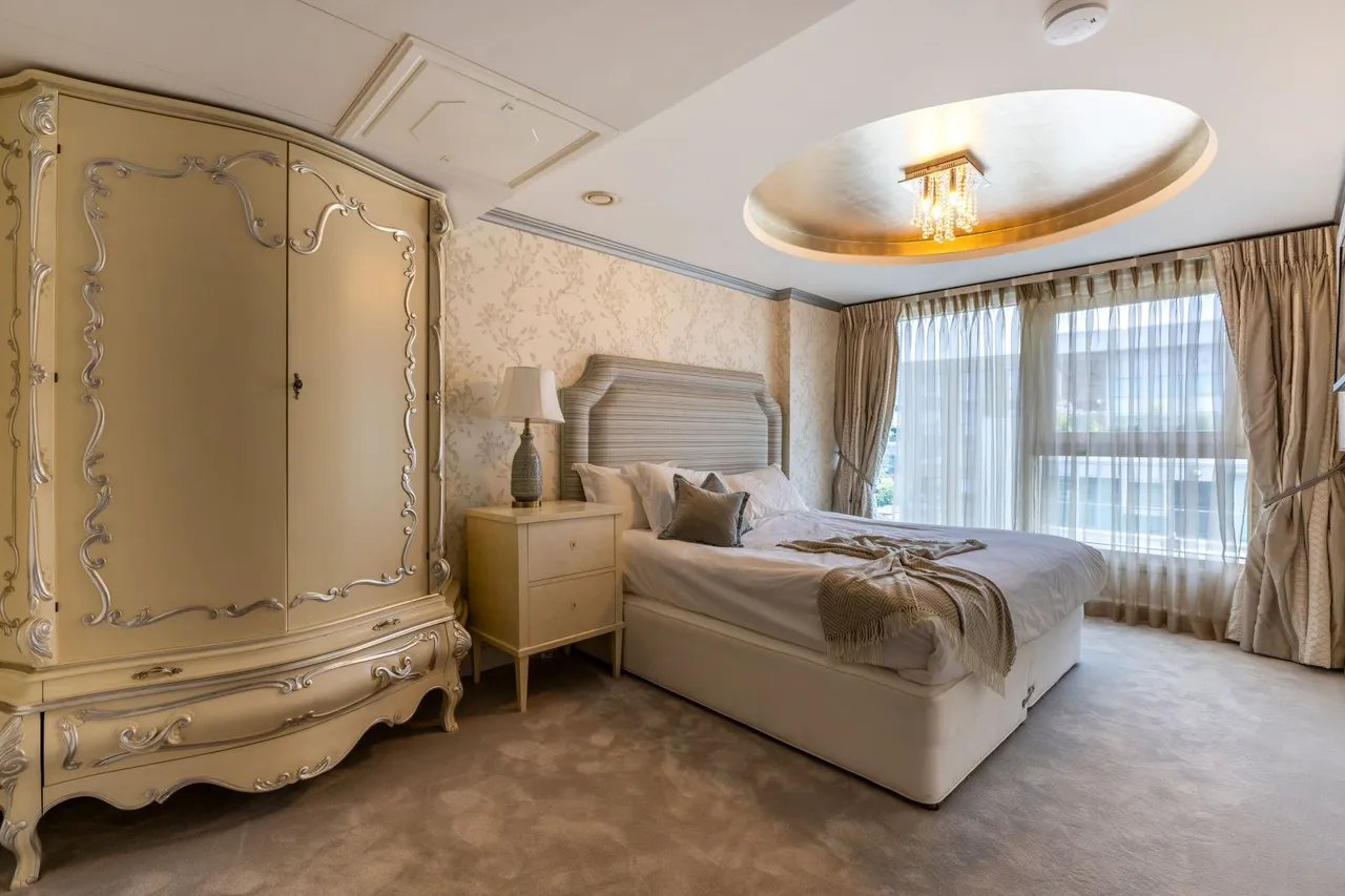 Vicentia Court, Bridges Court Road, Battersea, SW11 3GY, photo 11