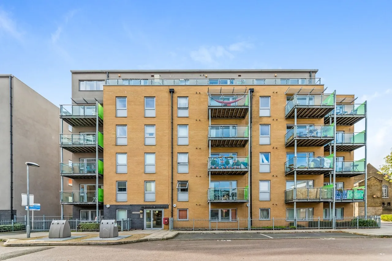 2 bed flat for sale — Ducaine Apartments, Merchant Street, Bow, London, E3