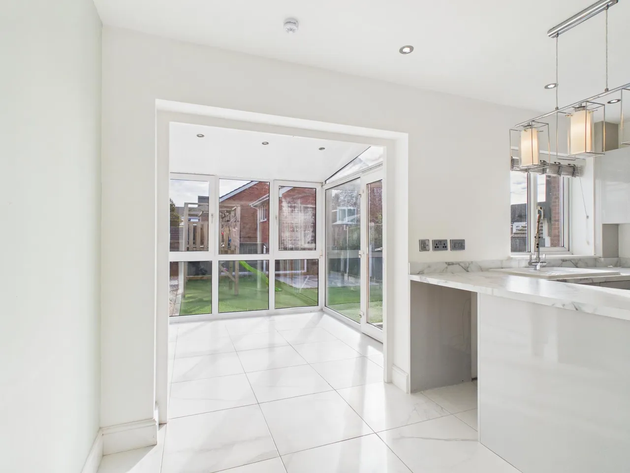 Rutherford Avenue, Westbury Park, ST5, photo 5