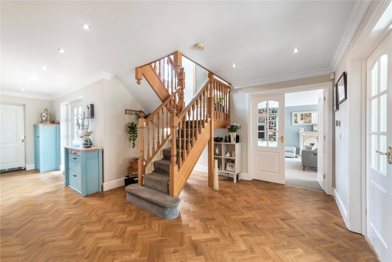 Birchfield Road, Redditch, Worcestershire, B97 4LX, photo 4