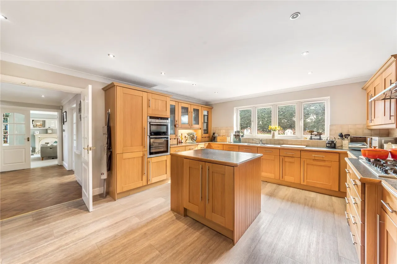 Birchfield Road, Redditch, Worcestershire, B97 4LX, photo 5