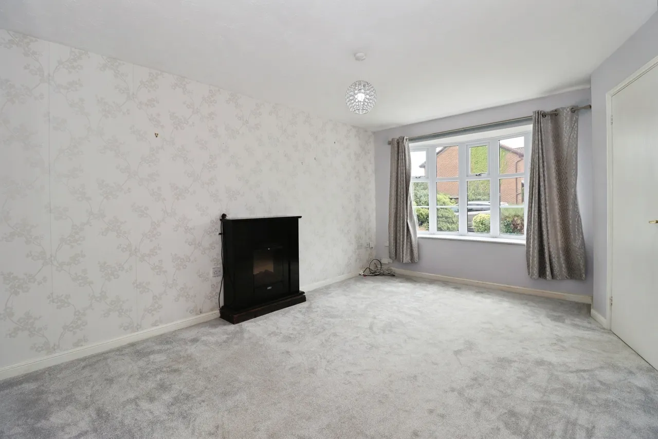 Shackleton Avenue, Yate, Bristol, Gloucestershire, BS37, photo 14