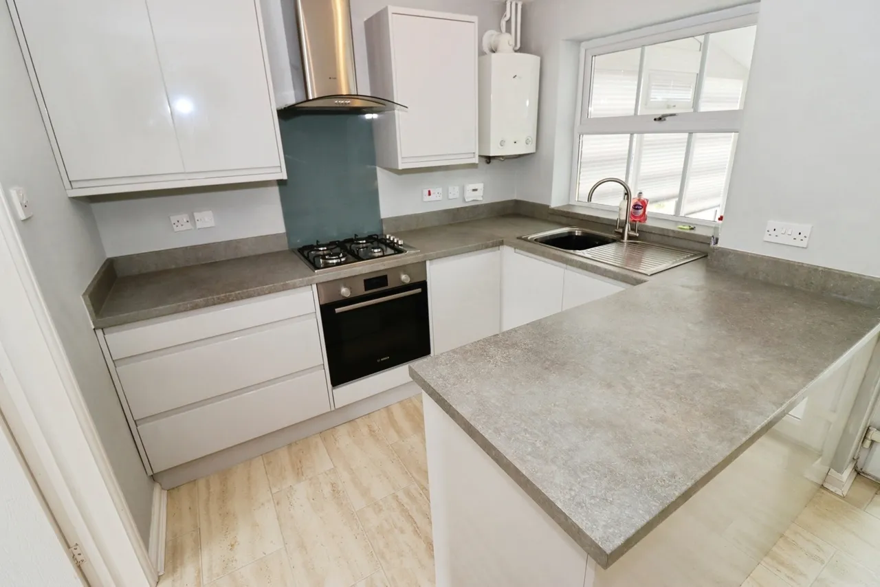 Shackleton Avenue, Yate, Bristol, Gloucestershire, BS37, photo 4
