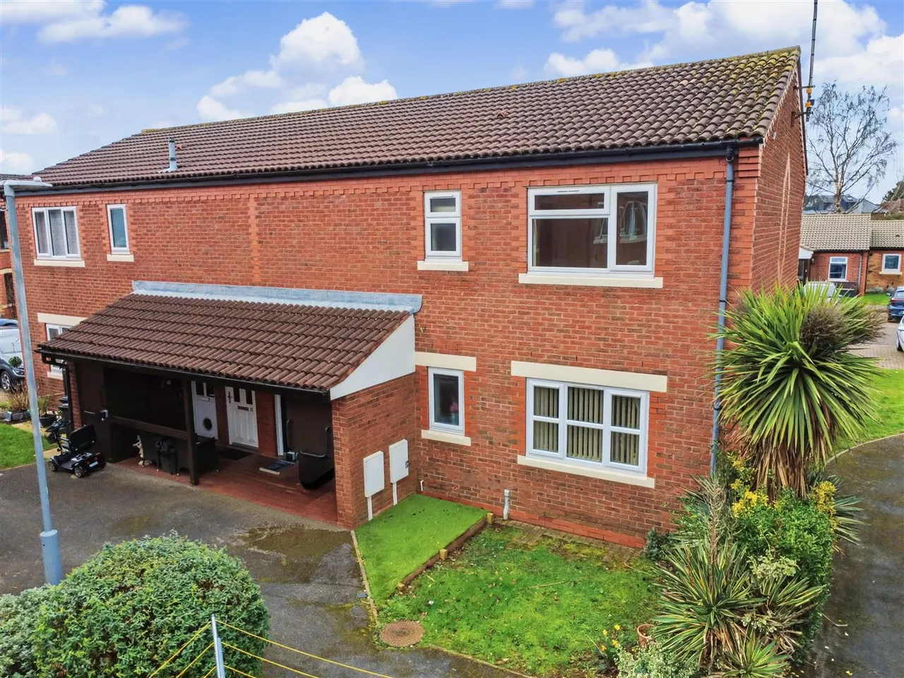 2 bed flat for sale, Calverton Close, Toton, NG9