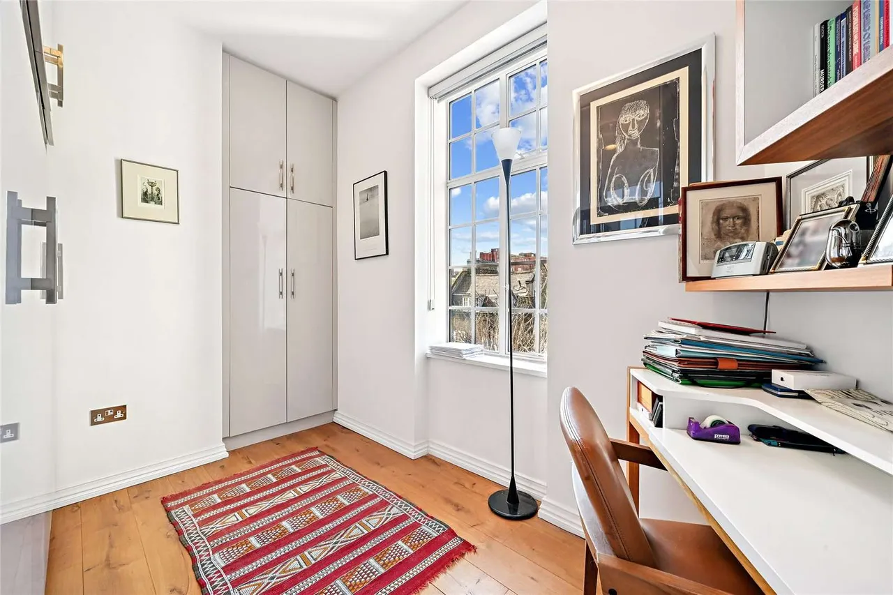 Great Peter Street, London, SW1P, photo 12