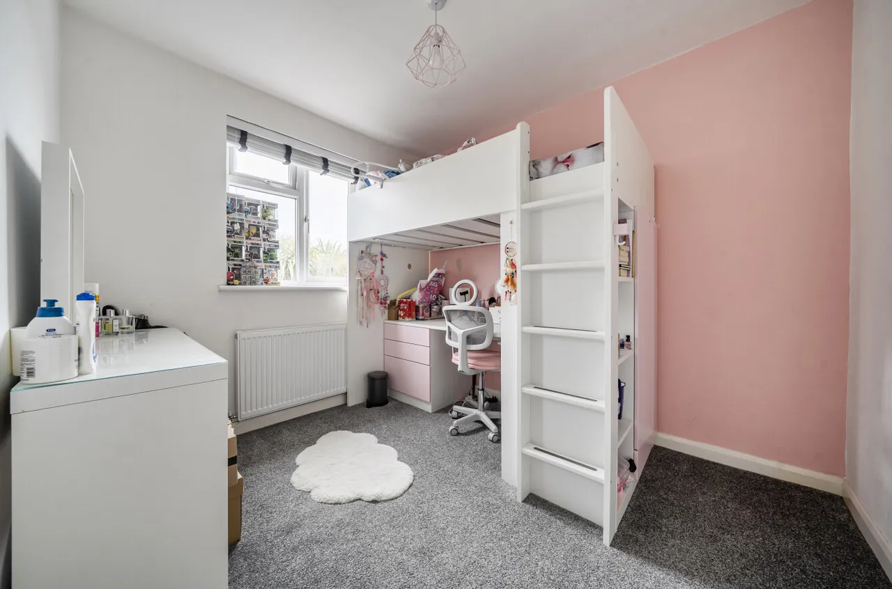 Eglinton Road, Swanscombe, DA10, photo 12