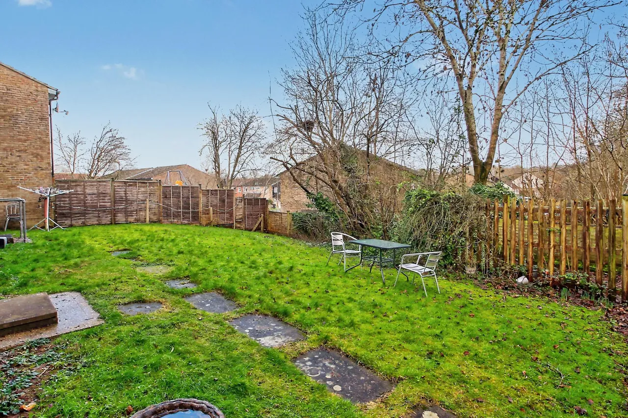 Barry Way, Basingstoke, RG22, photo 12