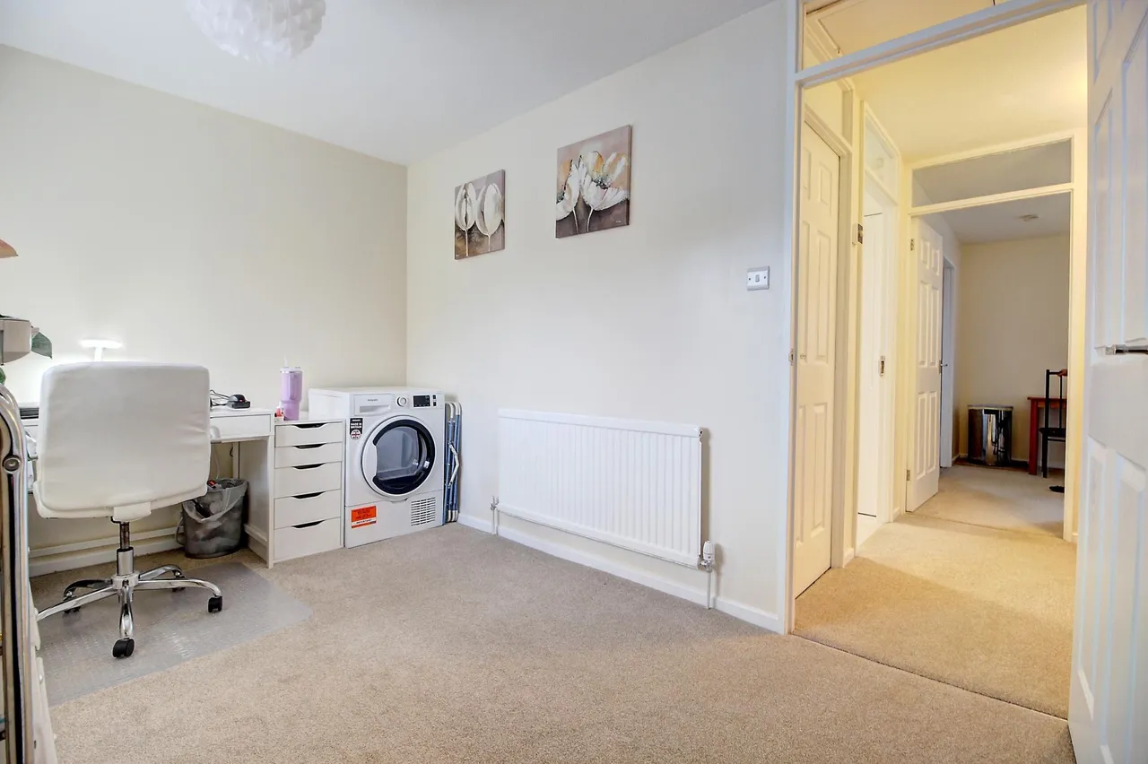 Barry Way, Basingstoke, RG22, photo 9