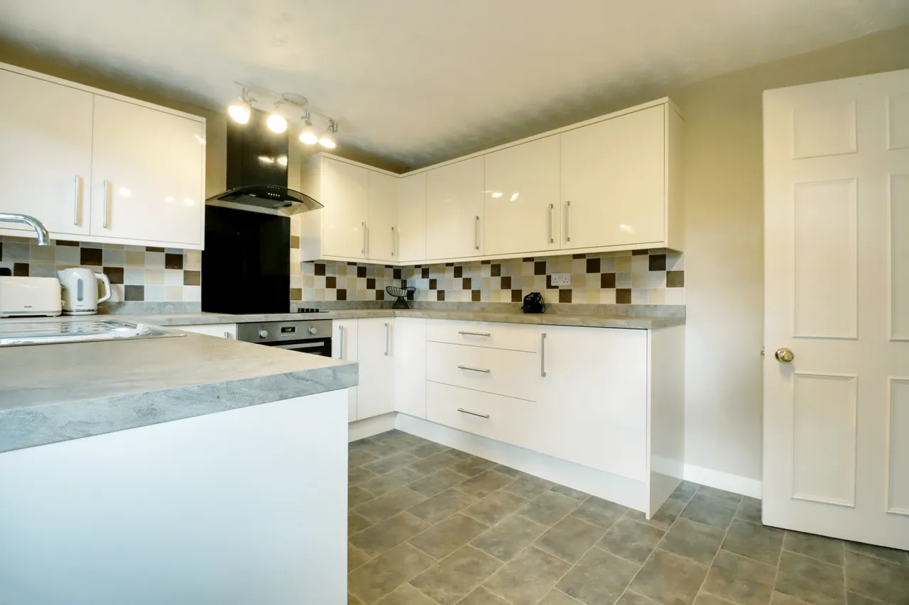 Magdalen Close, Scunthorpe, DN16, photo 5