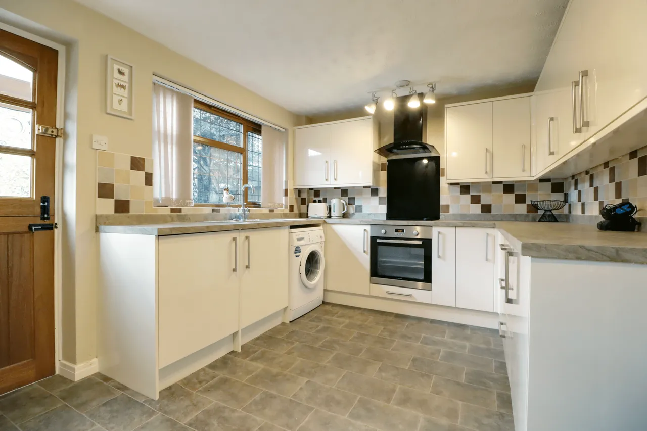 Magdalen Close, Scunthorpe, DN16, photo 4